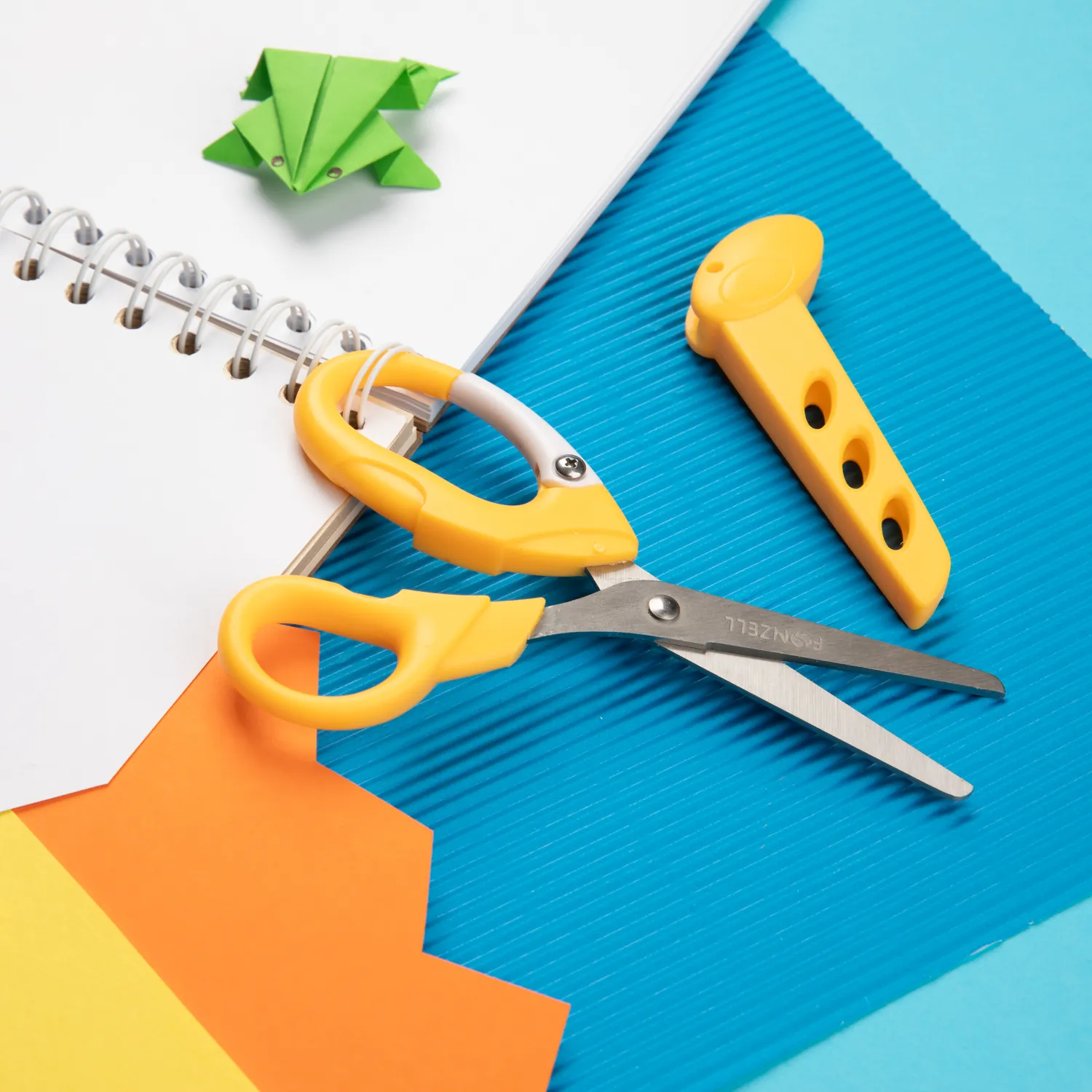 buckle-scissor-6.webp